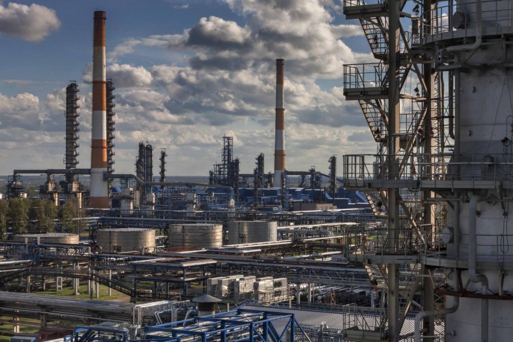«Газпром нефть» первой в мире запускает ИТ-платформу для управления технологиями от добычи нефти до сбыта нефтепродуктов